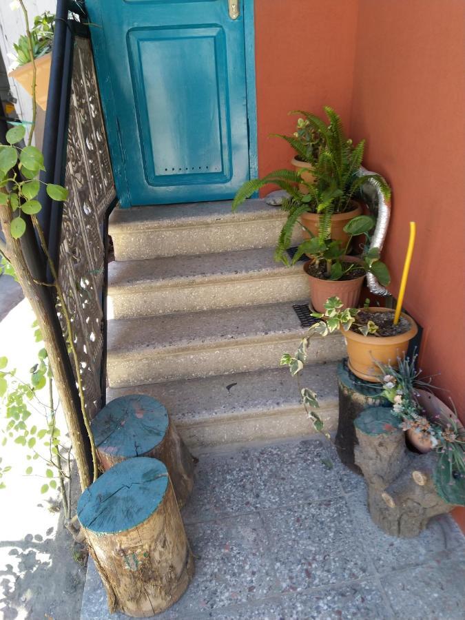 Old Tbilisi Tsiskari Apt Exterior foto